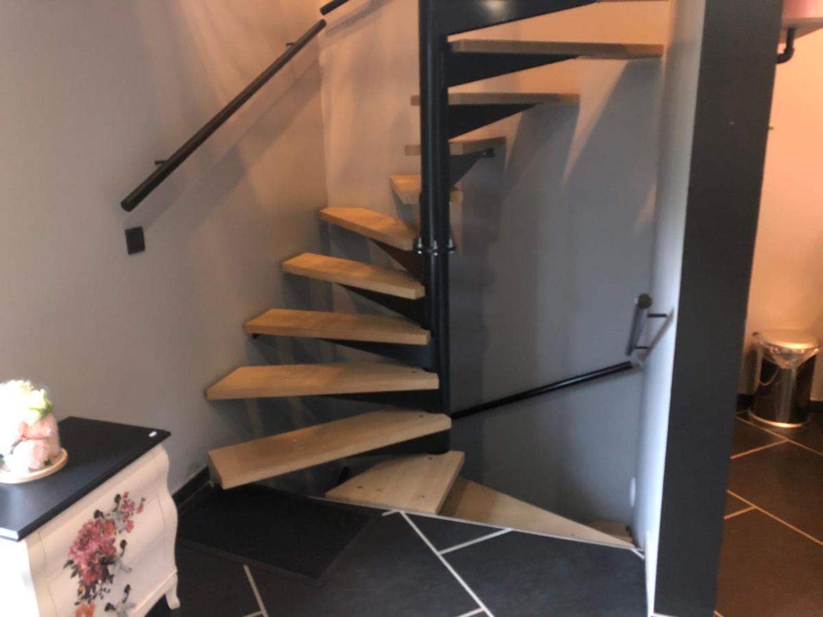 Gesves Loft D Isa Avec Wifi Netflix 아파트 외부 사진