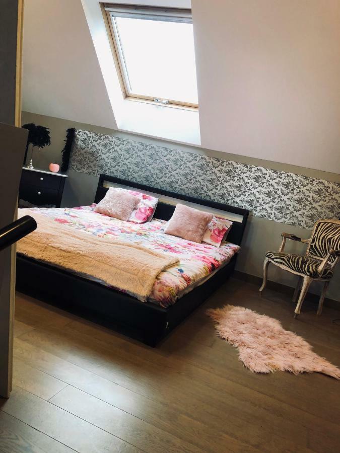Gesves Loft D Isa Avec Wifi Netflix 아파트 외부 사진